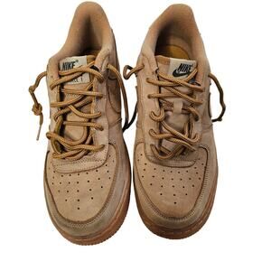 Nike Air Force 1 Low  Flax Older Kids  Boys  size 5.5